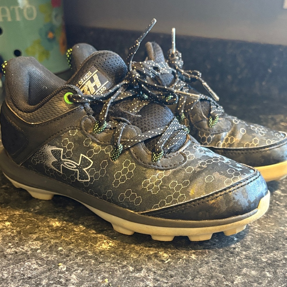 Under Armour Kids' Black and Green cleats